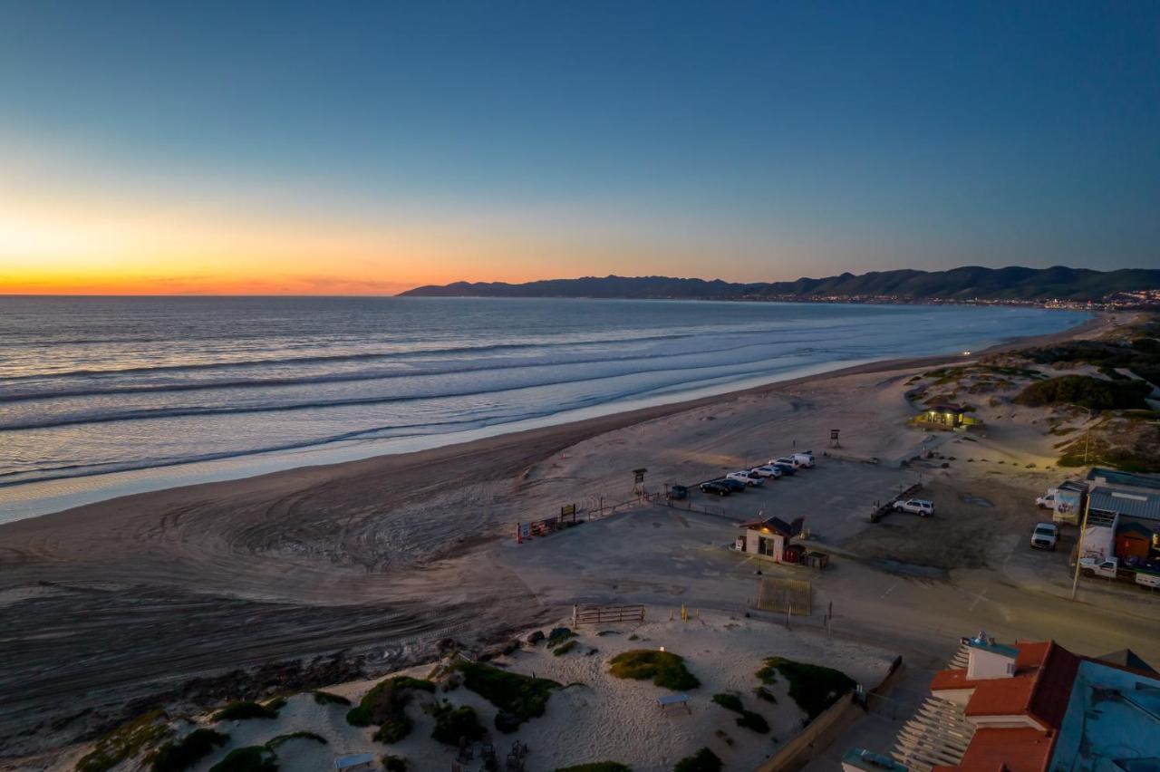 Steps To #Pismobeach With Poker, Foosball, Free Ev Charger, And Bikes 오셔노 외부 사진